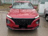 Hyundai Santa Fe 2019 годаүшін10 900 000 тг. в Актобе – фото 2