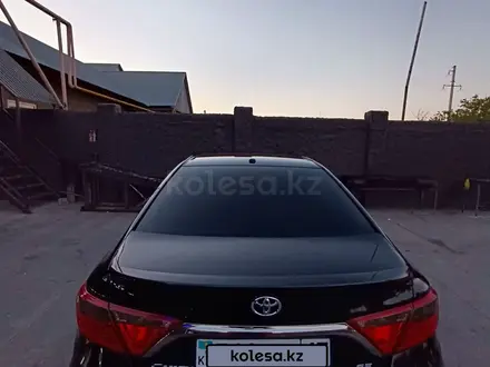 Toyota Camry 2016 года за 10 000 000 тг. в Шымкент – фото 2