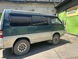 Mitsubishi Delica 1993 годаfor300 000 тг. в Алматы – фото 4