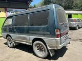 Mitsubishi Delica 1993 годаfor300 000 тг. в Алматы
