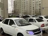 ВАЗ (Lada) Granta 2190 2013 годаfor2 000 000 тг. в Алматы