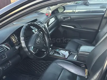 Toyota Camry 2015 года за 11 400 000 тг. в Усть-Каменогорск – фото 4