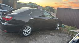 Toyota Camry 2015 года за 11 400 000 тг. в Усть-Каменогорск