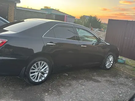 Toyota Camry 2015 года за 11 400 000 тг. в Усть-Каменогорск