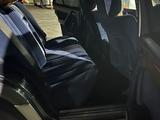 Mercedes-Benz E 220 1990 года за 1 300 000 тг. в Талдыкорган – фото 2