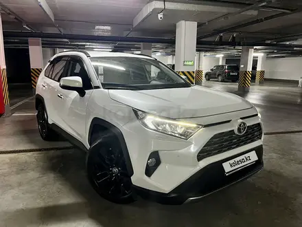 Toyota RAV4 2020 года за 14 900 000 тг. в Алматы – фото 20