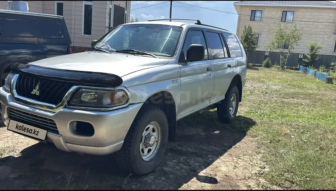 Mitsubishi Montero Sport, 2001