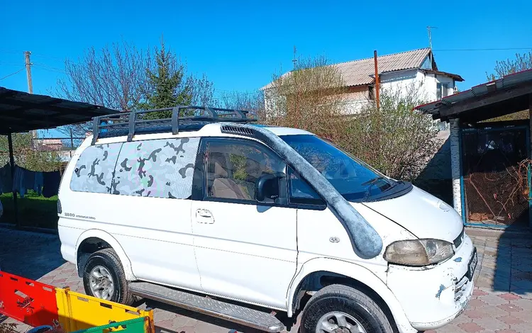 Mitsubishi Delica 1995 годаүшін2 500 000 тг. в Алматы