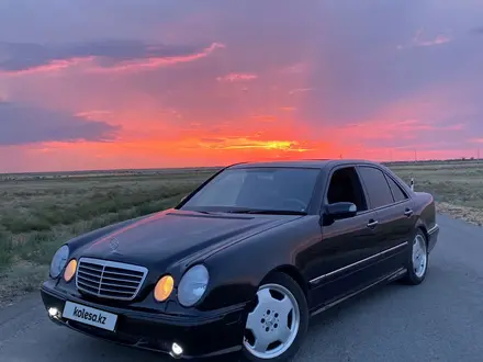 Mercedes-Benz E 430 1999 года за 3 900 000 тг. в Актау