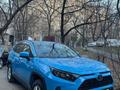 Toyota RAV4 2021 года за 16 300 000 тг. в Алматы