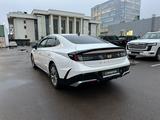 Hyundai Sonata High-Tech 2024 года за 12 850 000 тг. в Астана – фото 2