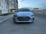 Hyundai Elantra 2016 года за 5 500 000 тг. в Жанаозен – фото 2