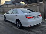 Toyota Camry 2016 годаүшін13 800 000 тг. в Шымкент – фото 4