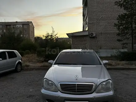 Mercedes-Benz S 320 2000 года за 4 200 000 тг. в Талдыкорган – фото 6