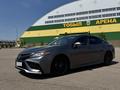 Toyota Camry 2021 года за 14 250 000 тг. в Костанай