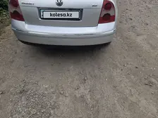 Volkswagen Passat, 2005