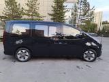 Hyundai Staria 2023 годаүшін20 500 000 тг. в Астана – фото 4