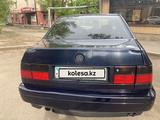 Volkswagen Vento 1993 годаfor1 500 000 тг. в Абай (Абайский р-н) – фото 4