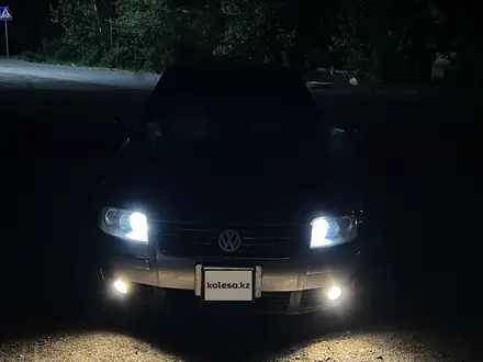 Volkswagen Passat 2003 года за 2 000 000 тг. в Караганда – фото 5
