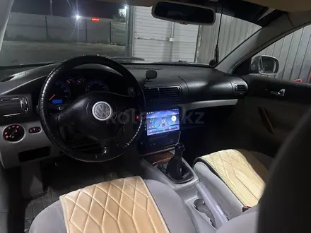 Volkswagen Passat 2003 года за 2 000 000 тг. в Караганда – фото 4