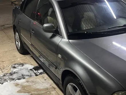 Volkswagen Passat 2003 года за 2 000 000 тг. в Караганда – фото 10