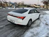 Hyundai Elantra 2022 годаfor8 200 000 тг. в Шымкент – фото 2