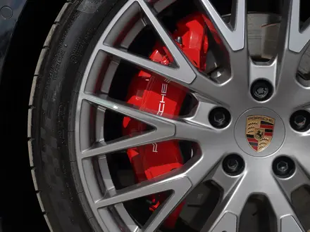 Porsche Panamera GTS 2026 года за 142 000 000 тг. в Астана – фото 9