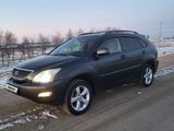 Lexus RX 330 2004 годаүшін7 200 000 тг. в Актау – фото 2