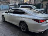Lexus ES 350 2021 года за 34 000 000 тг. в Алматы – фото 4