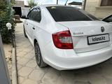 Skoda Rapid 2013 года за 2 400 000 тг. в Шымкент – фото 3