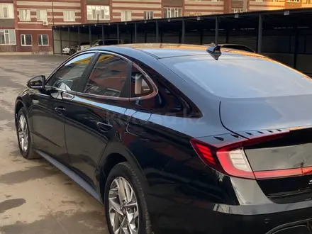 Hyundai Sonata 2023 года за 11 100 000 тг. в Актобе – фото 7