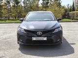 Toyota Camry 2019 года за 13 200 000 тг. в Степногорск – фото 2