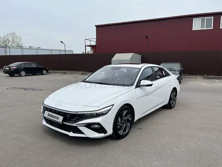 Hyundai Elantra 2024 года за 8 450 000 тг. в Караганда – фото 4