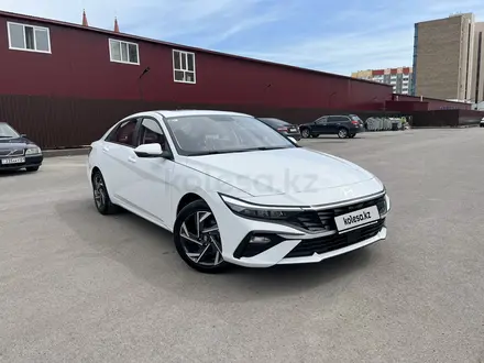 Hyundai Elantra 2024 года за 8 450 000 тг. в Караганда – фото 2