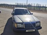 Mercedes-Benz E 260 1992 годаүшін1 100 000 тг. в Атырау