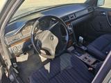 Mercedes-Benz E 260 1992 годаүшін1 100 000 тг. в Атырау – фото 3