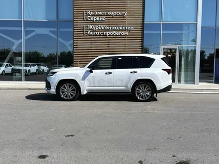 Lexus LX 600 VIP Black Edition 2022 года за 65 000 000 тг. в Шымкент – фото 3