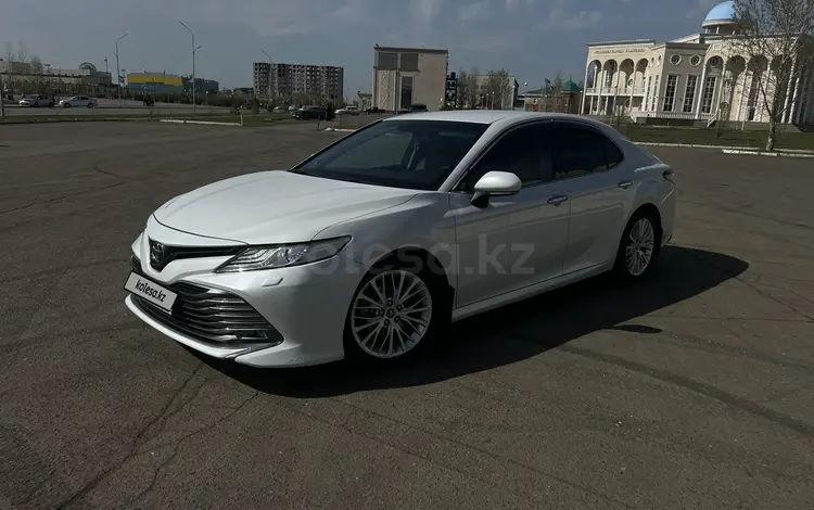 Toyota Camry 2018 годаүшін14 000 000 тг. в Уральск