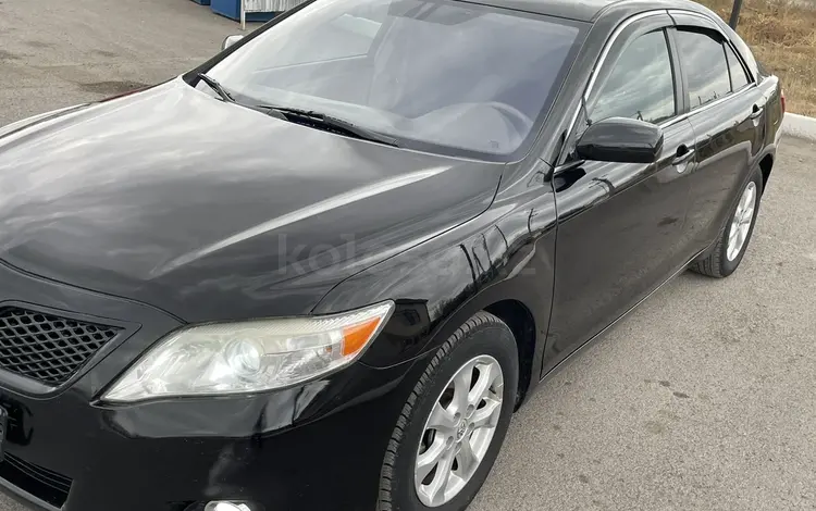 Toyota Camry 2011 года за 7 650 000 тг. в Караганда