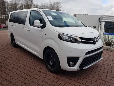 Toyota ProAce Verso 2023 года за 15 900 000 тг. в Алматы – фото 69