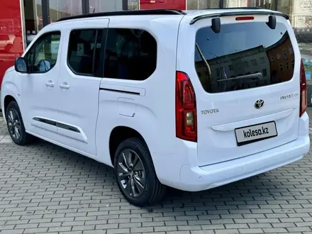 Toyota ProAce Verso 2023 года за 15 900 000 тг. в Алматы – фото 81