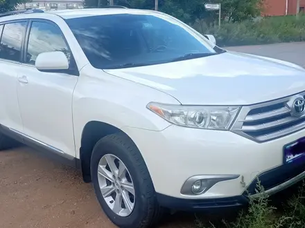 Toyota Highlander 2013 года за 12 000 000 тг. в Кокшетау – фото 2