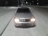 Mercedes-Benz C 180 2001 года за 3 200 000 тг. в Караганда – фото 2