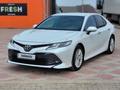 Toyota Camry 2018 года за 13 300 000 тг. в Уральск – фото 15