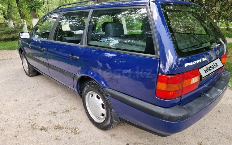 Volkswagen Passat 1994 года за 2 400 000 тг. в Шымкент