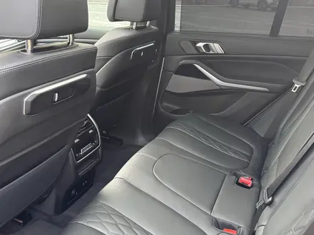 BMW X5 2025 года за 57 500 000 тг. в Алматы – фото 7