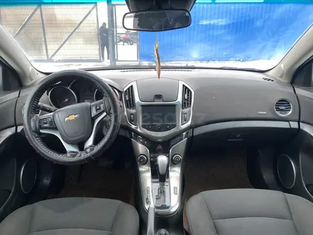 Chevrolet Cruze 2013 года за 2 281 400 тг. в Астана – фото 9