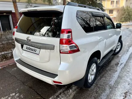 Toyota Land Cruiser Prado 2015 года за 17 400 000 тг. в Алматы – фото 7