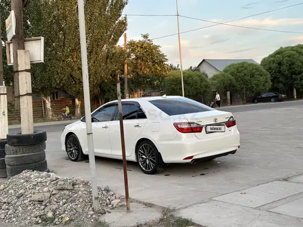 Toyota Camry 2015 года за 13 500 000 тг. в Алматы – фото 6