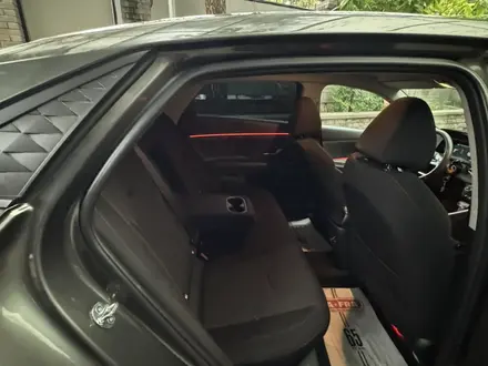 Hyundai Elantra 2024 года за 8 800 000 тг. в Актобе – фото 12